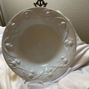 Williams Sonoma Olive Harvest pasta bowls